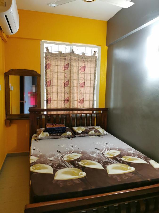 View Private Apartment *